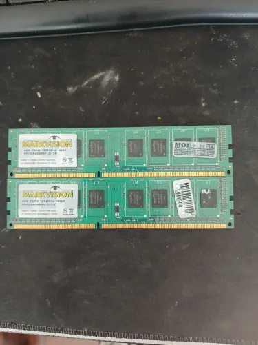 MEMORIA RAM DDR3 8GB - DOIS PENTES DE 4GB