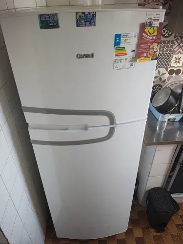 Geladeira Consul Duplex Branca ? Ótimo Estado ? 2 anos de uso