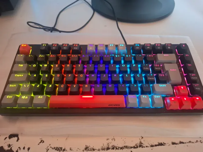 Teclado retroiluminado Mecânico Kirin Pcyes