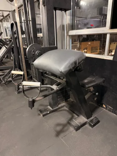 Bíceps máquina GERVA Sport
