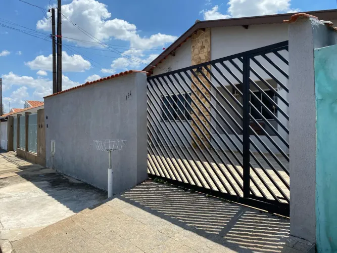 Vendo casa no Vila Real