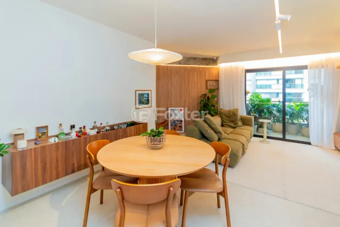 Apartamento à venda Rua Flórida, Cidade Monções - São Paulo