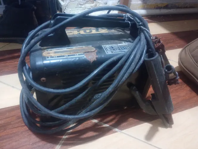 Venda de máquina de solda Schulz 220 