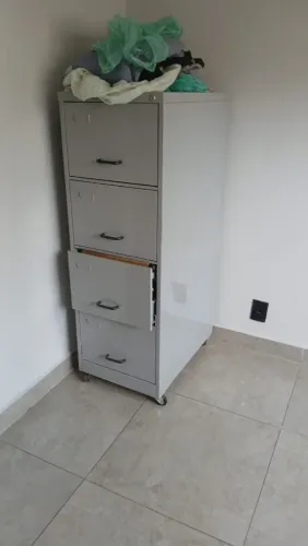 Vendo itens para escritório no precinho .