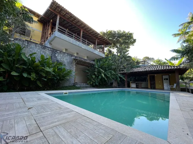 Mansão com 8 suítes à venda na Aldeia da Praia - Guarapari-ES.