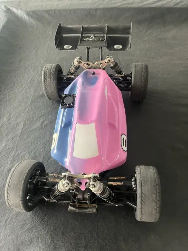 Automodelo buggy Losi 1/8