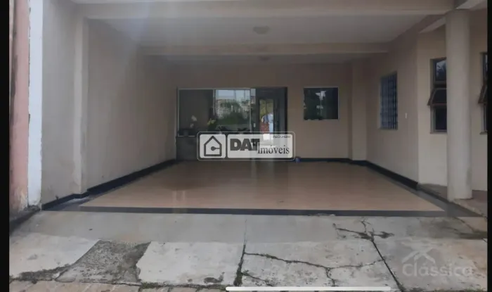 Casa à Venda Em Uvaranas