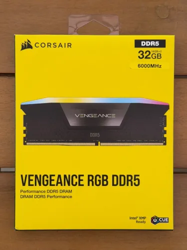 Memória RAM Corsair Vengeance RGB DDR5 - 32GB (2x16GB) 6000MHz