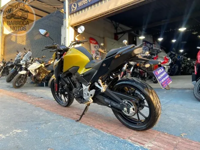 CB 300 2025 10.000 KM