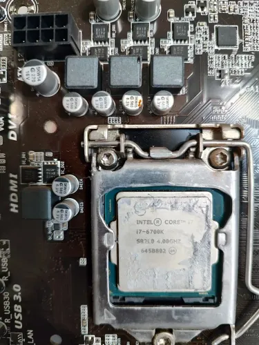 processador i7 6700k Placa mãe Gigabyte GA-H110M-S2H DDR4