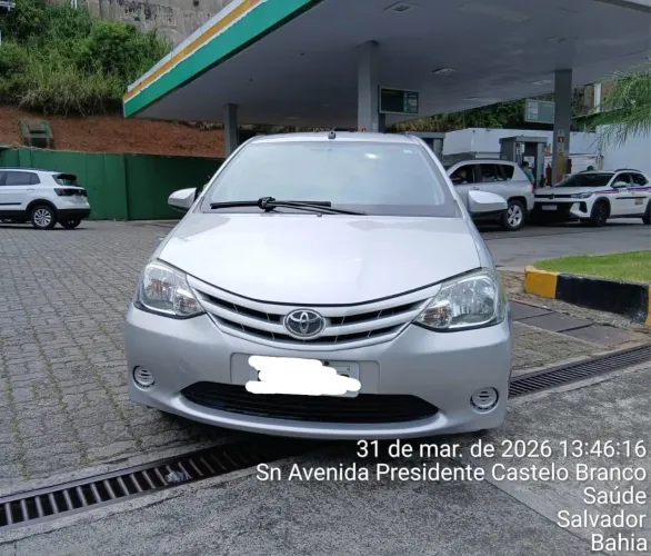 Toyota Etios X 1.3 Flex 16V 5P Mec. 2017