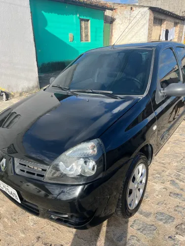 Renault Clio Hi-flex 1.0 16V 5P 2011