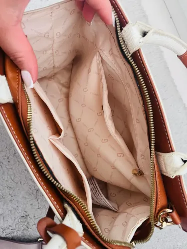 BOLSA TRANSVERSAL OU DE MÃO
