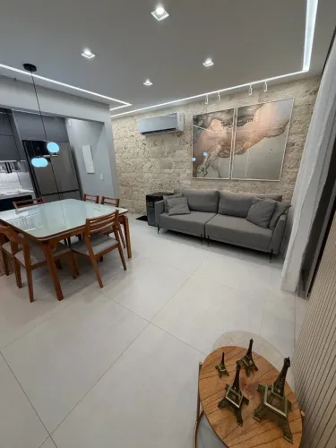 apt 3 quartos 2 banheiros, 2 vaga de garagem Cond alto padrão 