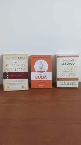 3 Livros - Cód inteligência, Buda e Estóico