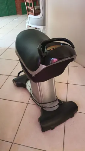 Máquina elétrica de equitação