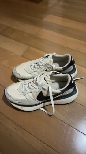 Tênis Nike Phoenix Waffle