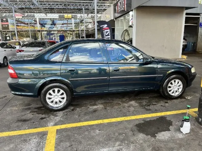 Chevrolet Vectra GL 2.2 / 2.0 MPFI 1998