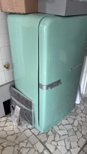 Geladeira antiga frigidaire