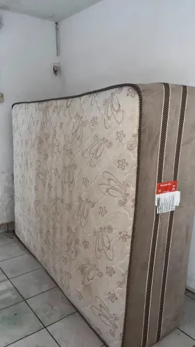 Cama Conjugada Casal de Molas - Excelente Estado 