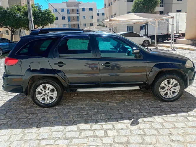Fiat Palio Weekend Adventure Locker 1.8 Flex 2010