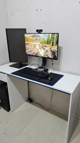 mesa gamer com gaveta branca