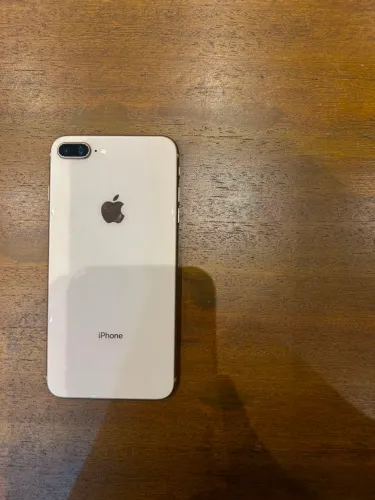 iPhone 8 Plus