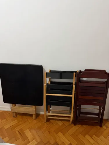 Jogo de mesa com 4 cadeiras