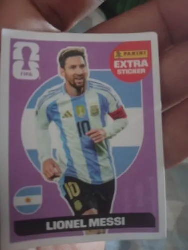 Figurinha bordô do Messi original da Panini