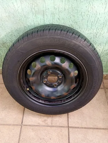 Estepe FIAT Aro 14 com Pneu Goodyear Direction "80% de borracha"