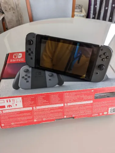 Nintendo Switch - V1