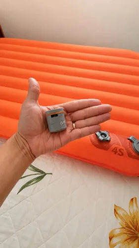 Isolante Inflável Flextail Tiny Sleeping Pad R05 AVS Large - Novo