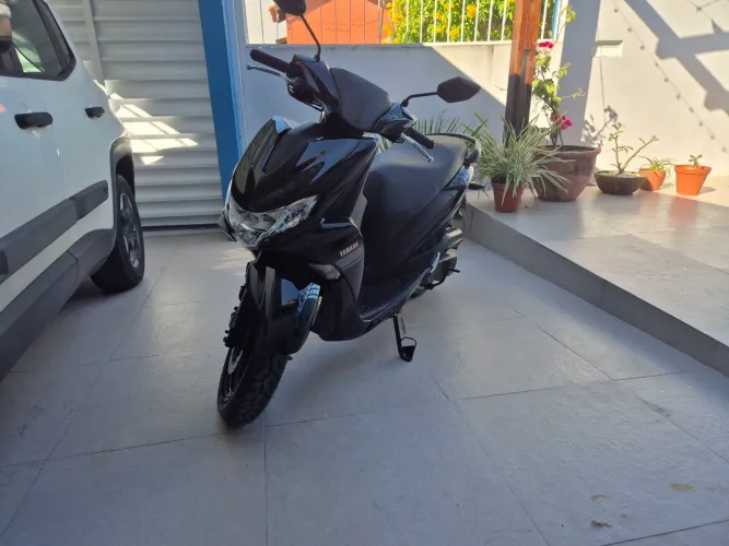 Yamaha Fluo ABS estado de zero!