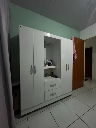 Guarda roupas 