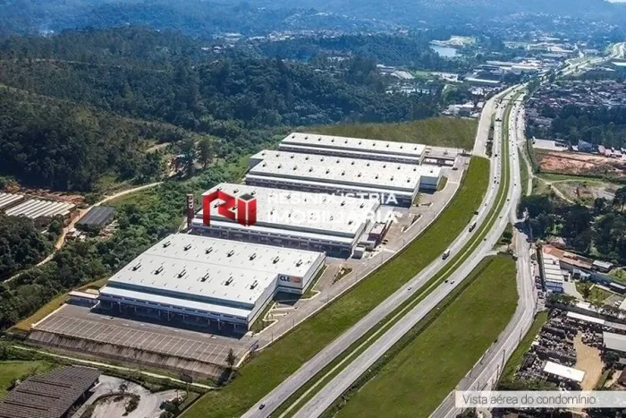 Condomínio Fechado CLE3 de 2.115 m² a 35.166 m² locação Embu Das Artes - SP
