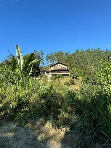 Sítio com 6 Hectares em Nova Trento