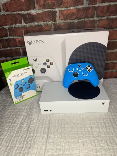 Xbox Series S - IMPECÁVEL