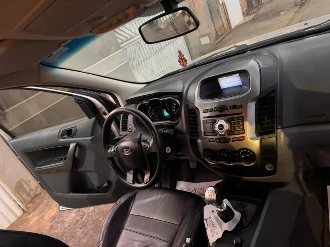 Ford Ranger XLS 3.2 20V 4X4 CD Diesel Mec. 2016