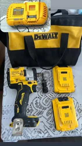 ? KIT DEWALT COMPLETO - CHAVE DE IMPACTO + ACESSÓRIOS