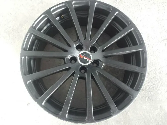 Roda aro 18 Mak Volare Preta fosca VW Fox 5X100 jogo