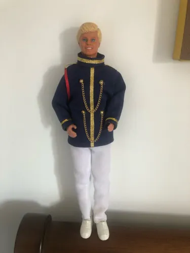 Boneco Ken da Estrela