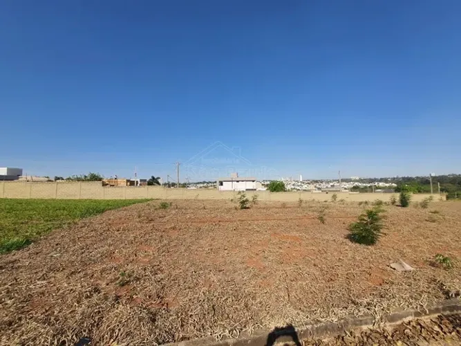 Venda de Terreno / Comercial na cidade de Araraquara