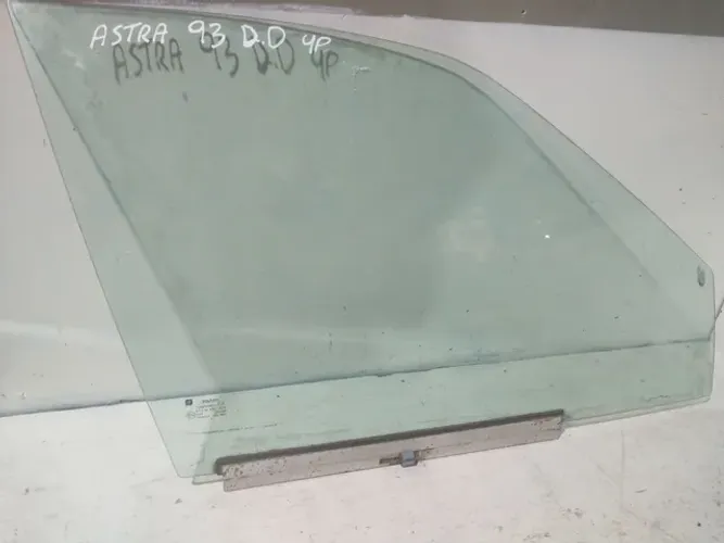 Vidro dianteiro direito astra 93 4p