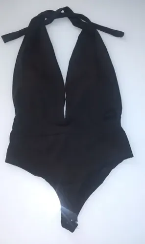 Body super decotado cor preto