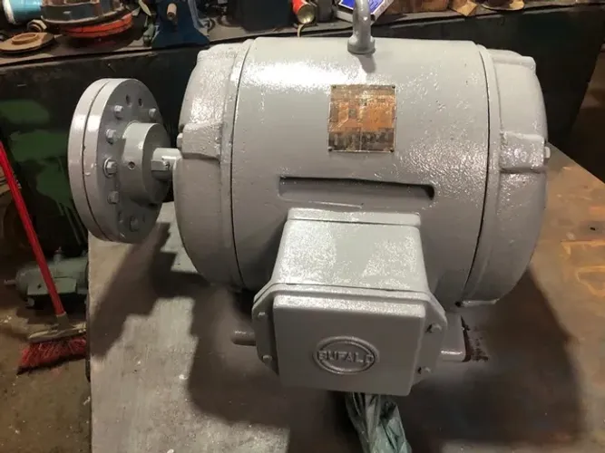 Motor e bomba de irrigação 60cv