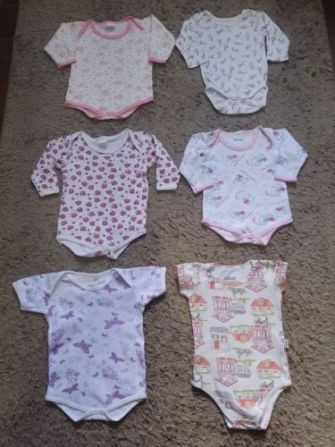 Kit com 6 bodys bebê - tamanho 3/6 meses