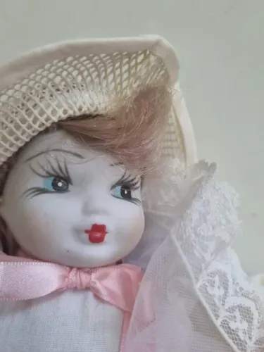 Boneca de Porcelana - Vestido Rosa - Coleção - Antigo