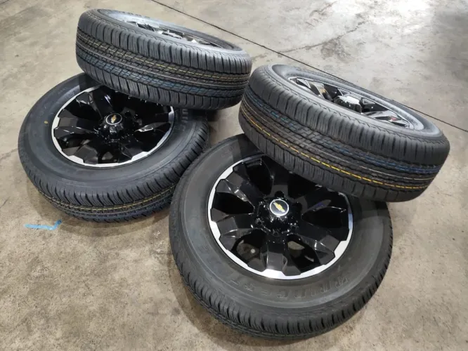 RODA ARO 18 GM S10 HIGH COUNTRY C/ PNEU ZERO BRIDGESTONE