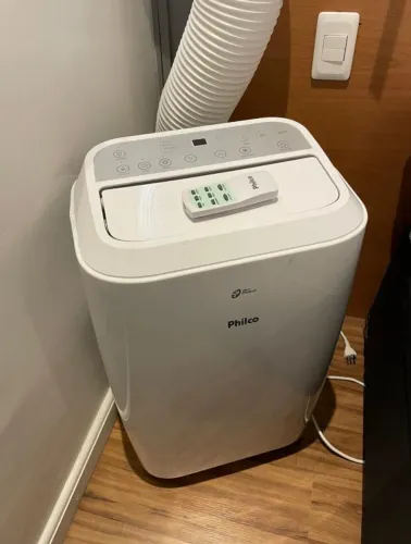 Ar-Condicionado e Aquecedor Portátil Philco 12000 BTUs Quente/Frio PAC12000QF5