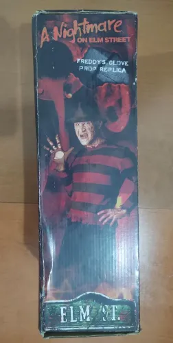 Freddy Krueger Luva Neca